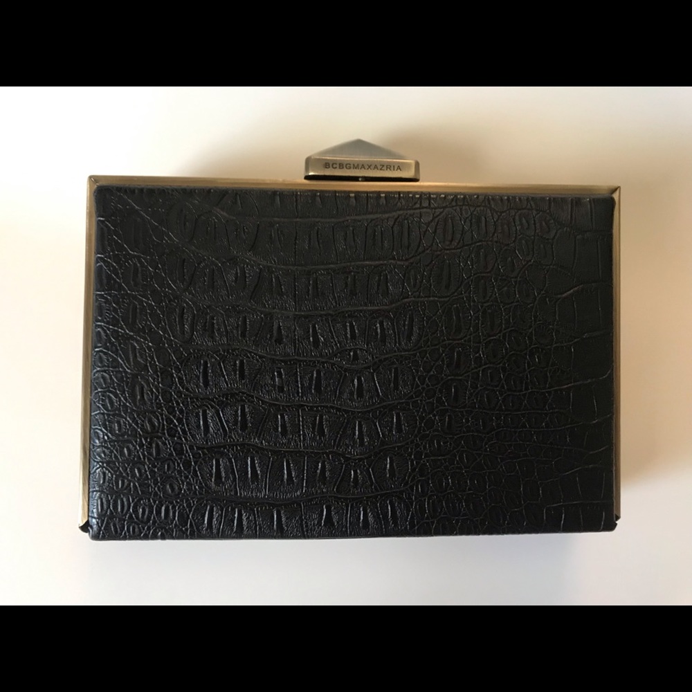 BCBGMAXAZRIA Clutch: offer welcome